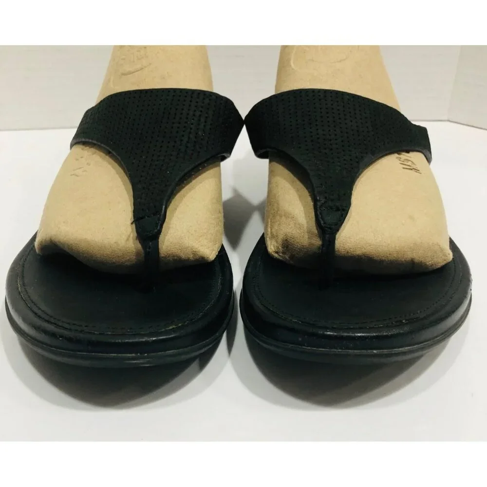 FitFlop Banda Sandals Women 6 Black‎ Leather Perforated Thong Shoe Whimsigoth